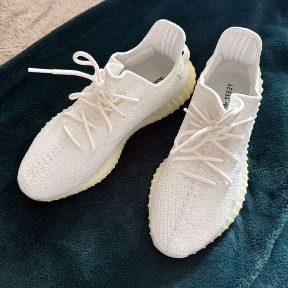 Adidas Yeezy Boost 350 V2 Triple White/Cream - Size 11.5 - Picture 1 of 8